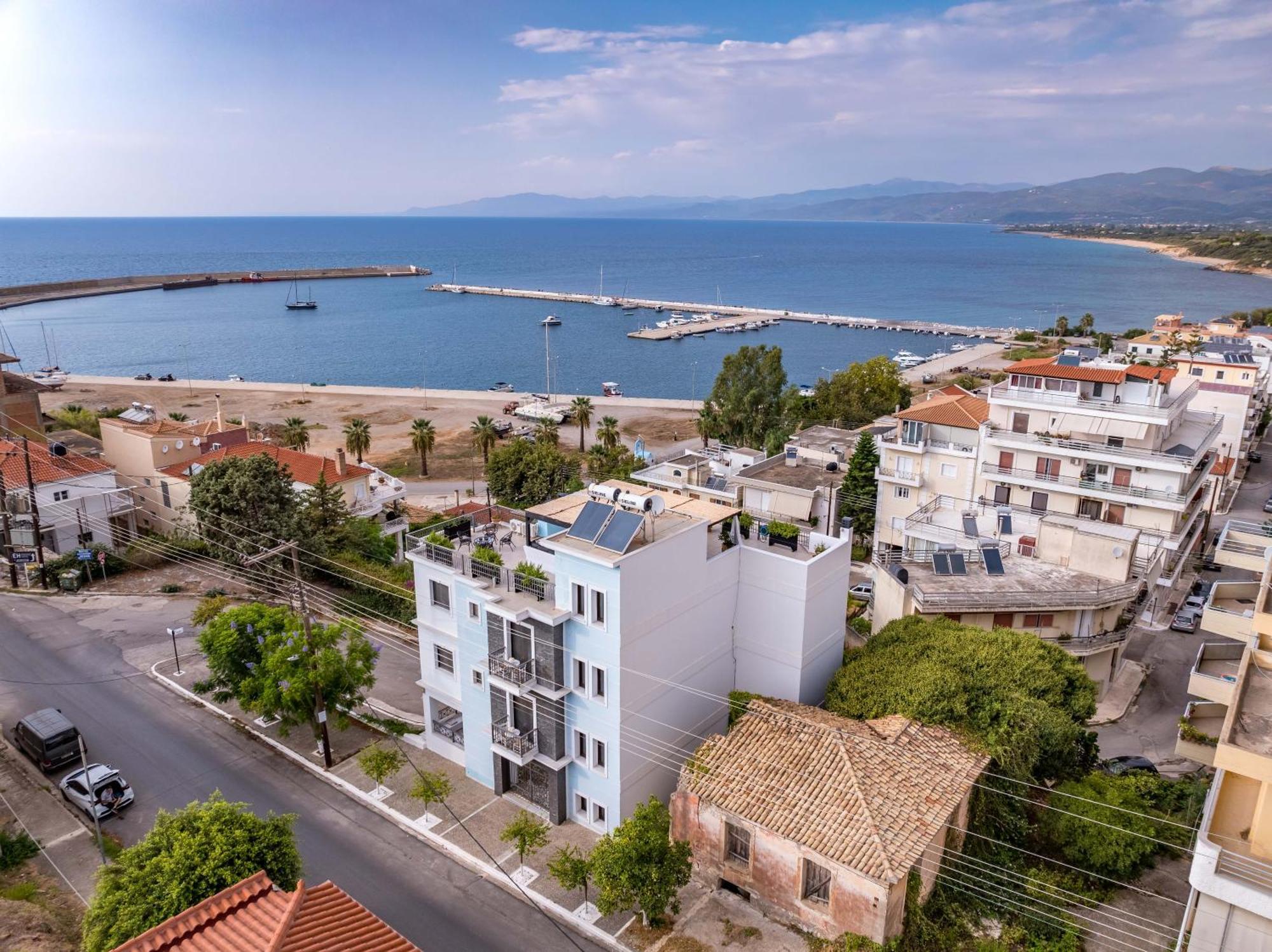 Magical Seaside Town Boutique Apts 2 Kyparissia Ngoại thất bức ảnh