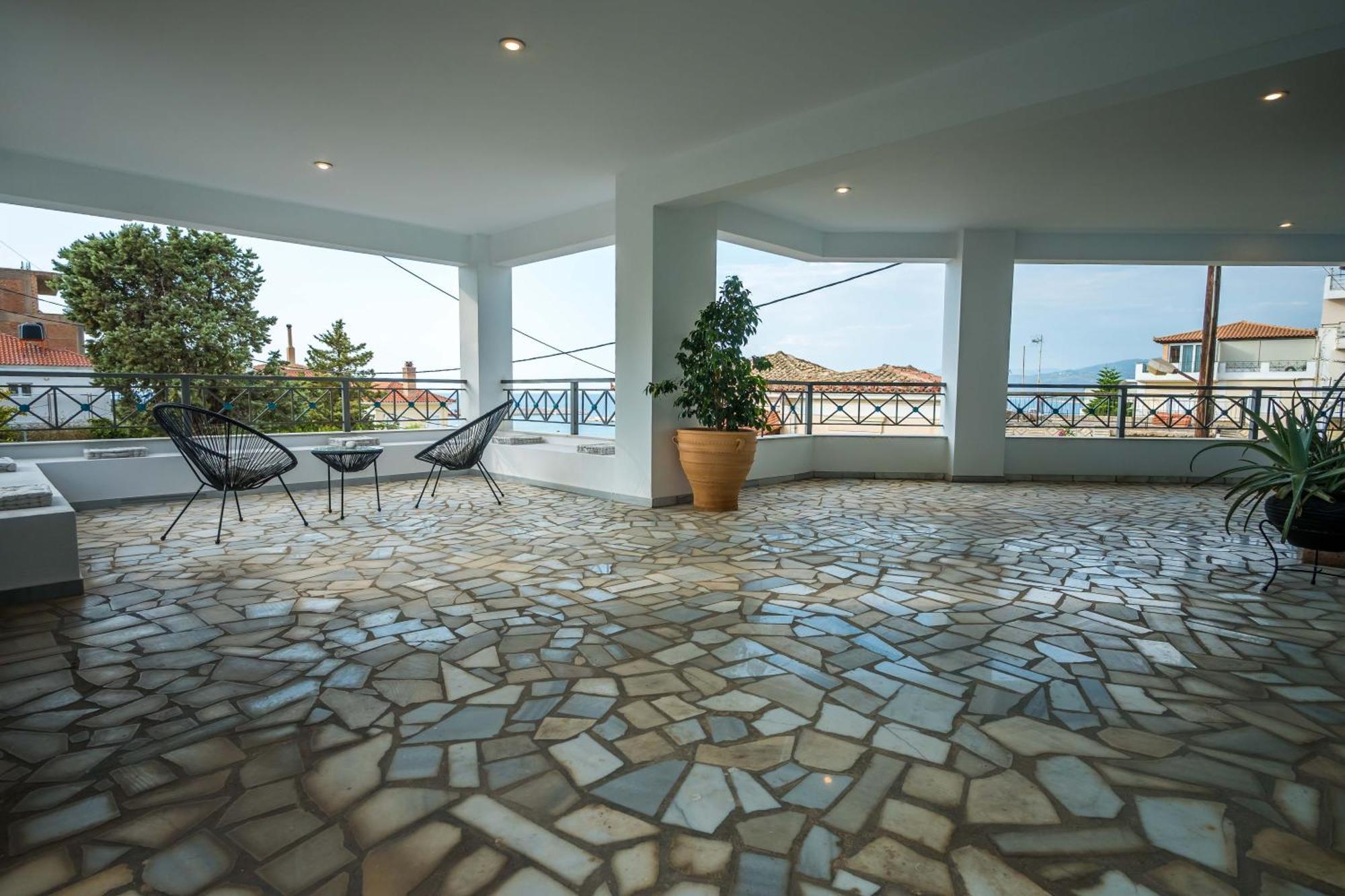 Magical Seaside Town Boutique Apts 2 Kyparissia Ngoại thất bức ảnh